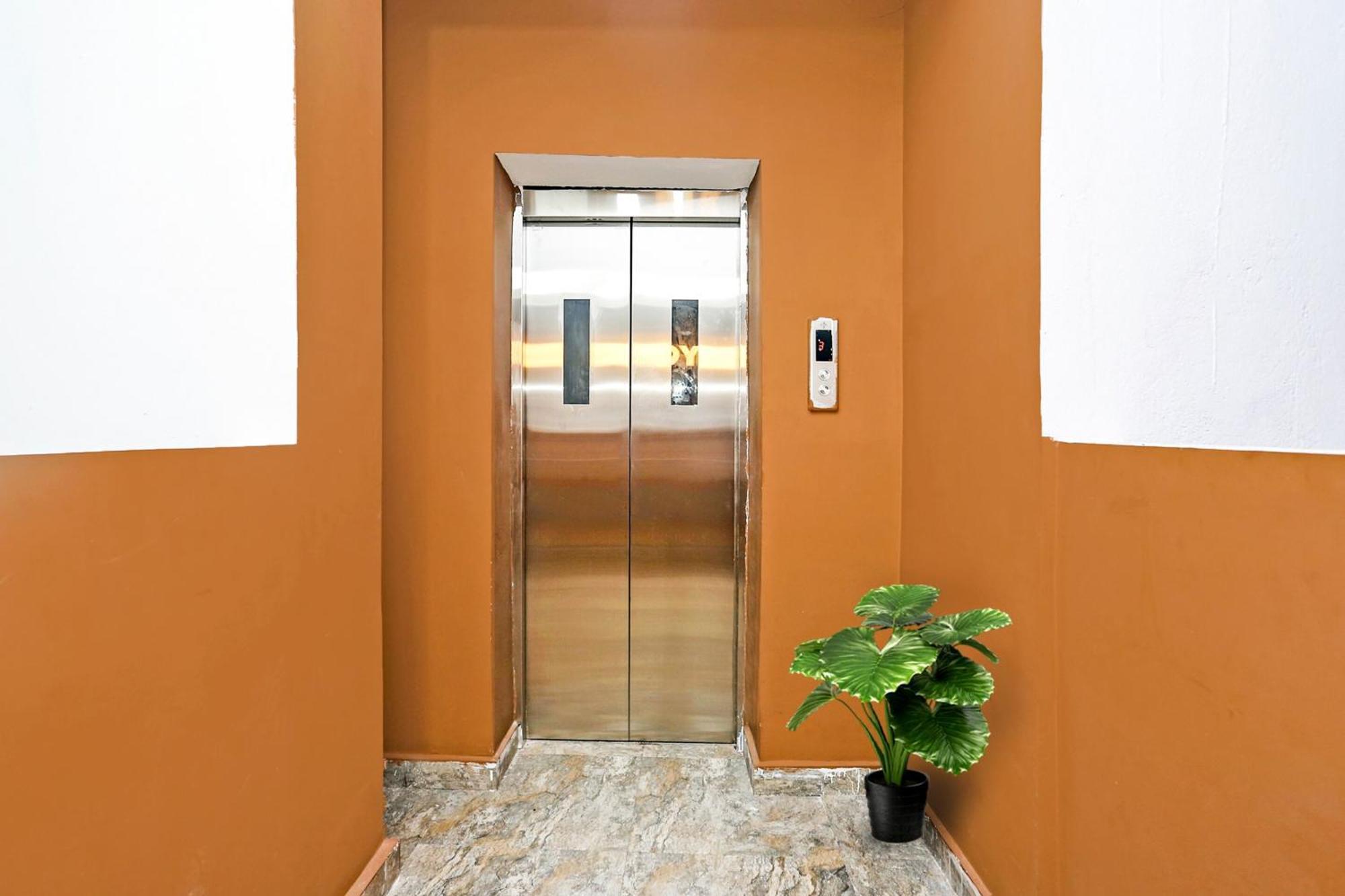 Hotel O Seven Inn Bhubaneswar Dış mekan fotoğraf